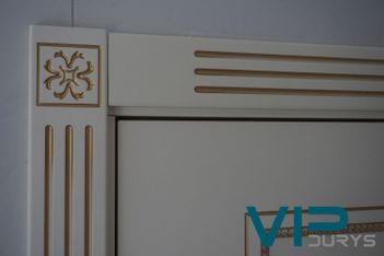 vidaus durys